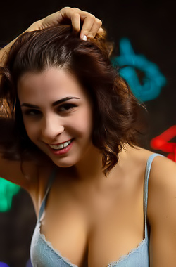 Alice Kelly Gorgeous Young Lady