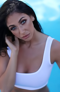 Wet T Short Pics Of Busty Anya Leigh